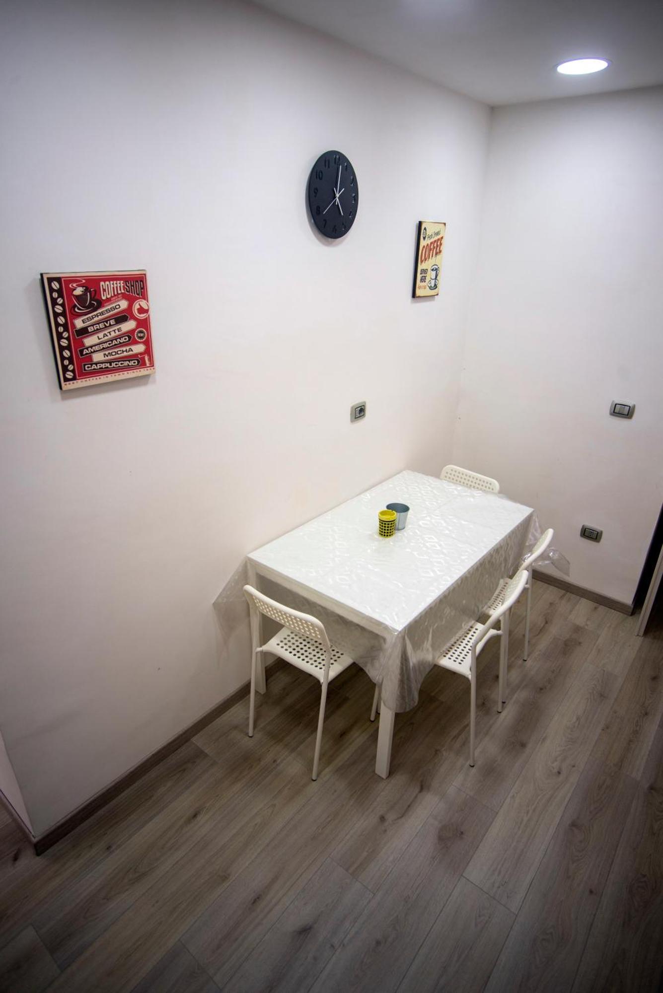 Na City Rooms Napoli Esterno foto