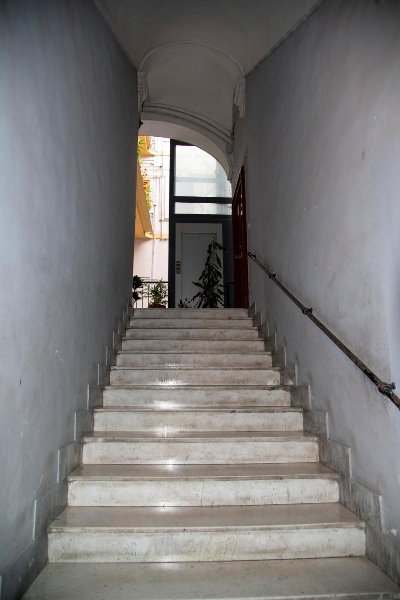 Na City Rooms Napoli Esterno foto