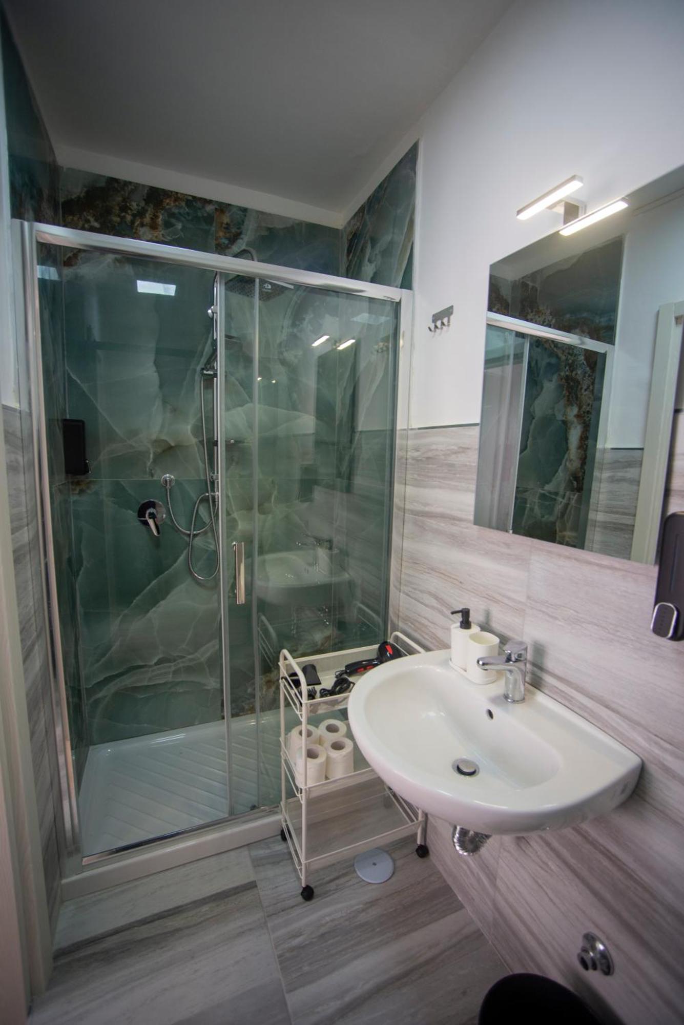 Na City Rooms Napoli Esterno foto