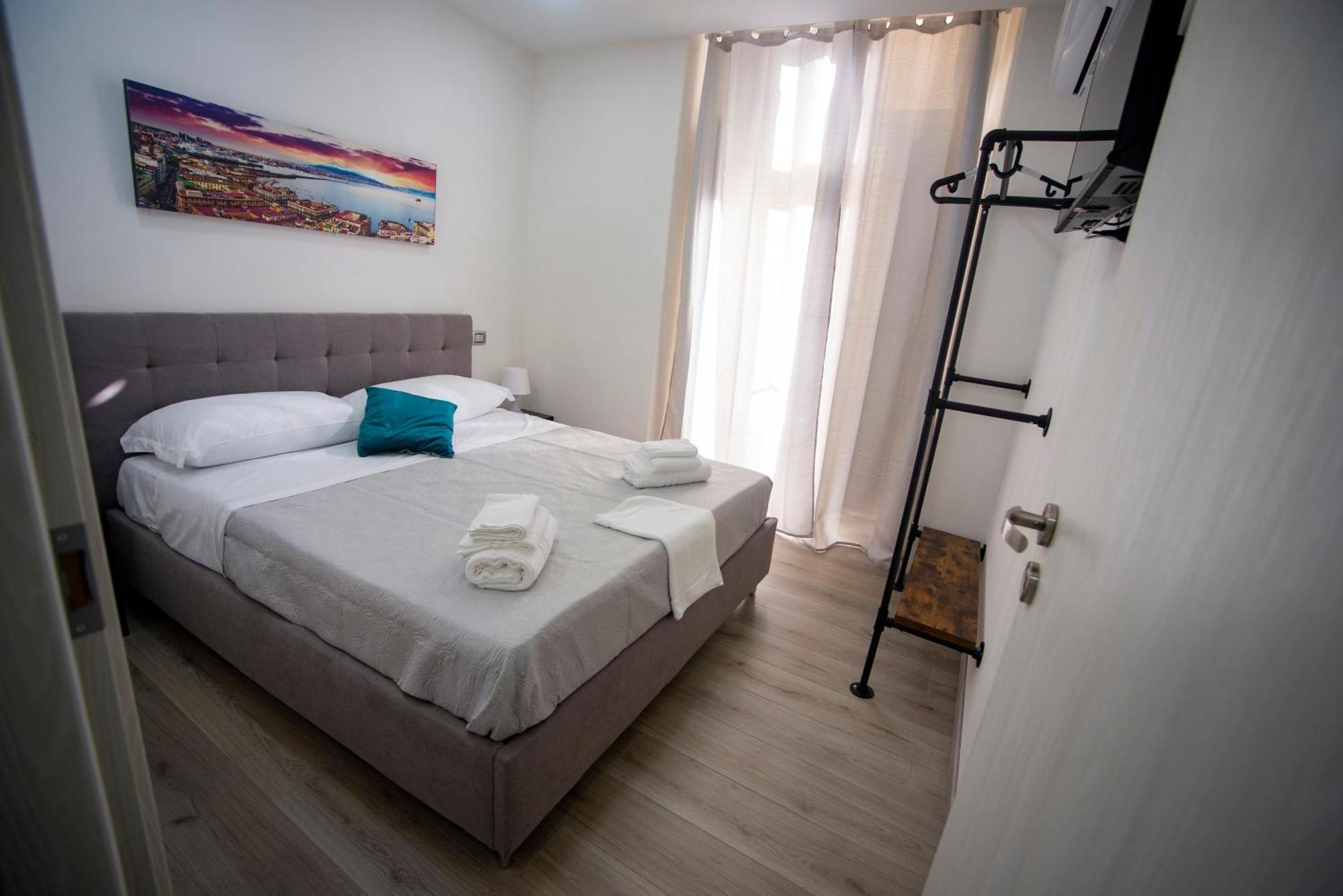 Na City Rooms Napoli Esterno foto