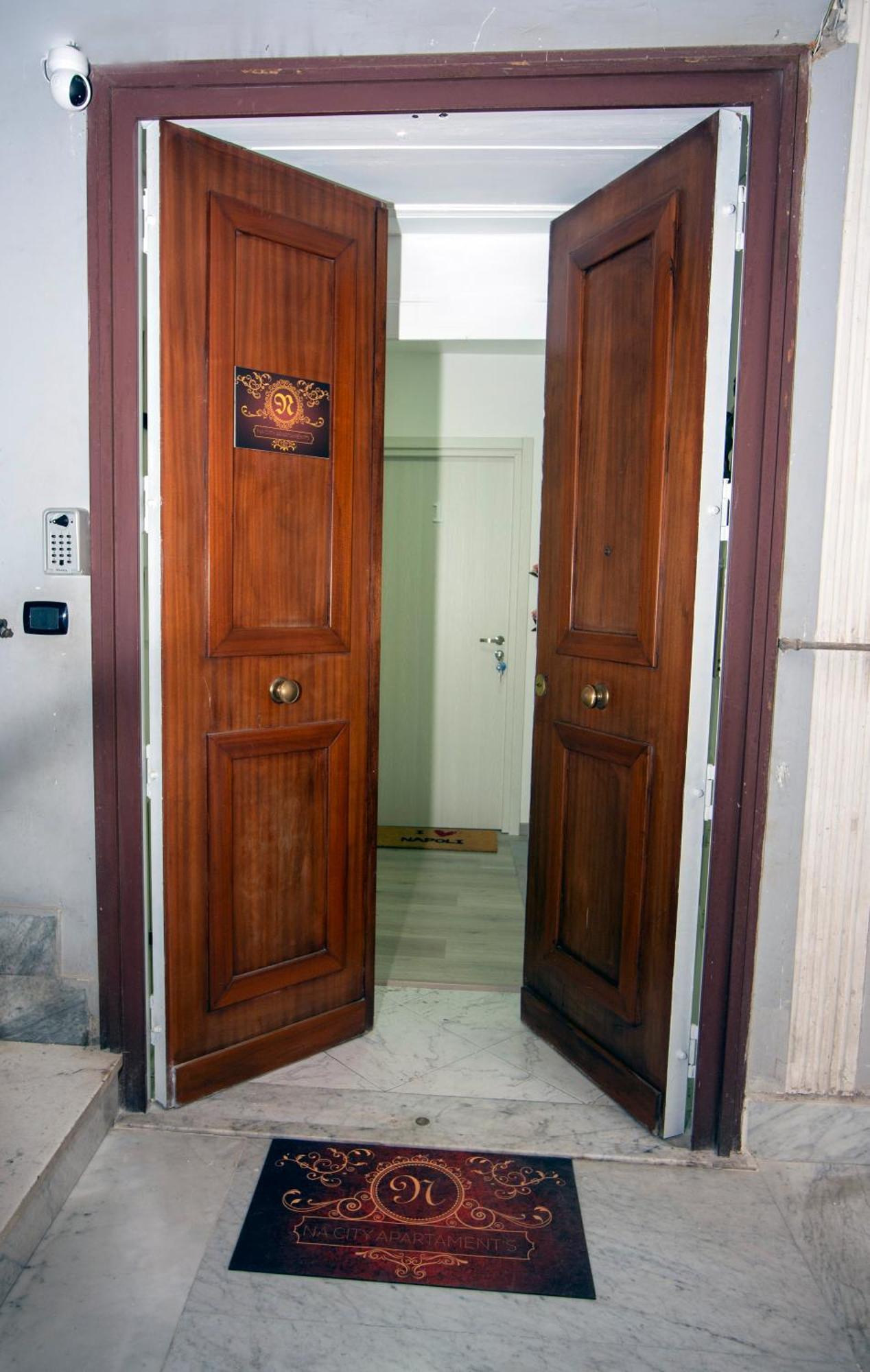 Na City Rooms Napoli Esterno foto
