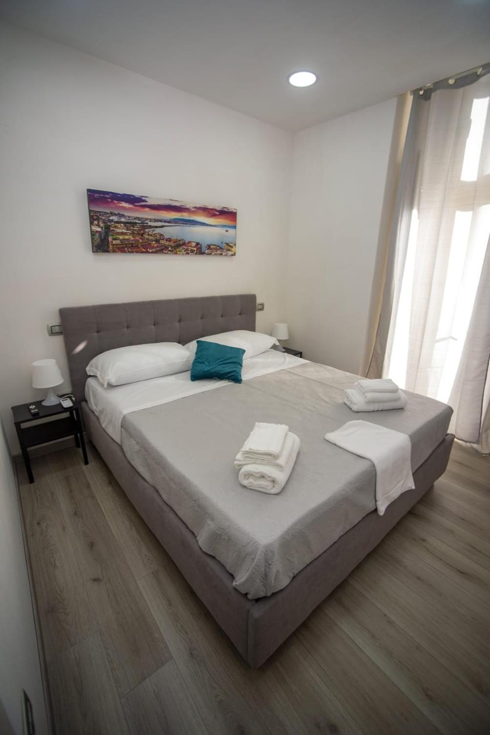 Na City Rooms Napoli Esterno foto